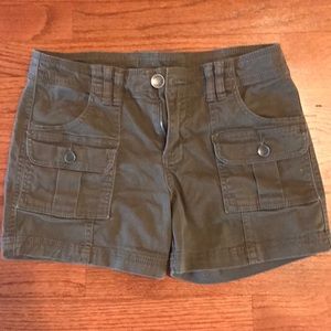 Kut for the kloth cargo shorts size 6